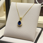 Collana in oro bianco 18k e diamanti naturali e zaffiro naturale 1.80ct