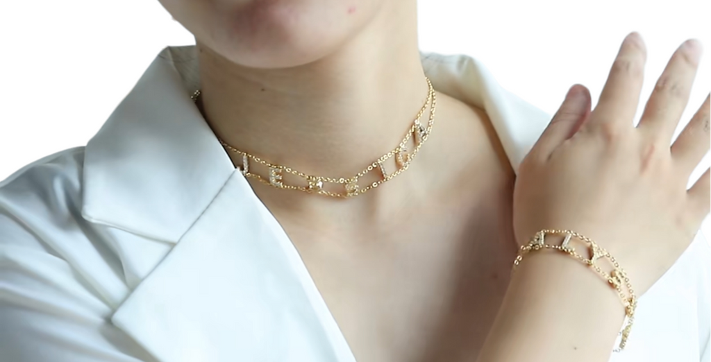 Girocollo personalizzato in oro giallo 18k 750 con brilliantini naturali