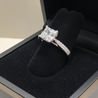 Anello fidanzamento in oro bianco 18k e diamanti naturali certificato igi 1.25ct