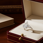 Trilogy ring in white gold with natural pear-cut diamonds 3.10ct