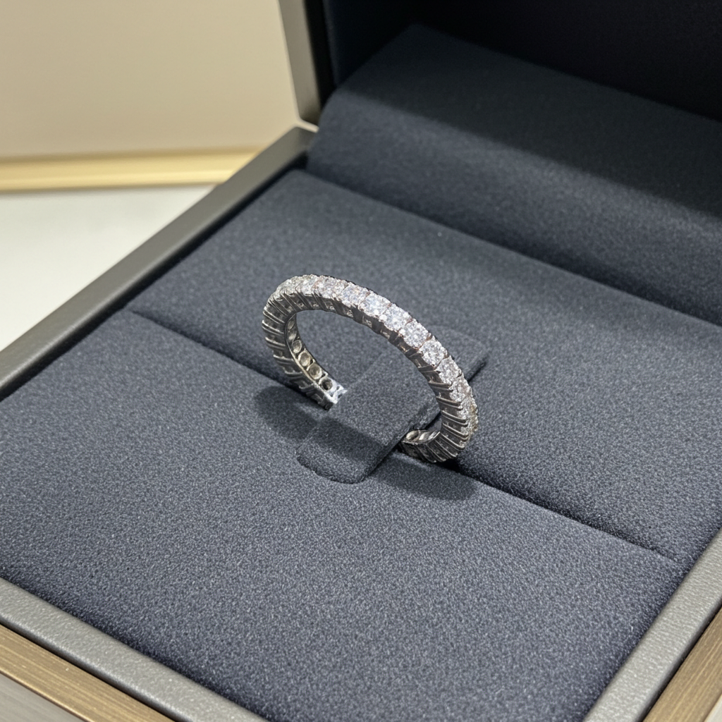 Anello Eternity con 1.20 ct  diamanti Naturali