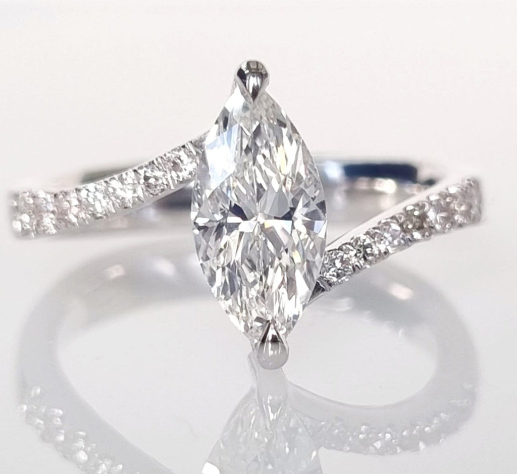 Anello - 18 carati Oro bianco - 0.65ct. tw. Diamante (Naturale)