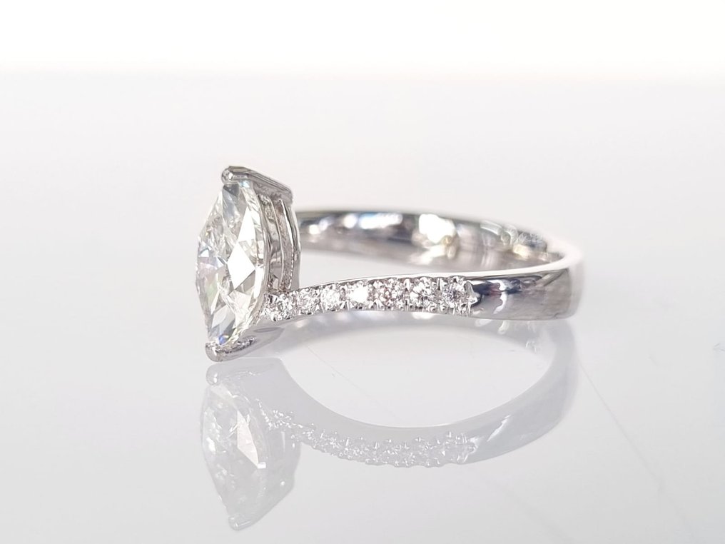 Anello da cocktail - 18 carati Oro bianco - 1.14ct. tw. Diamante (Naturale) -Diamante