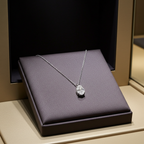 Collana punto luce in oro e diamante naturale ovale 0.20ct